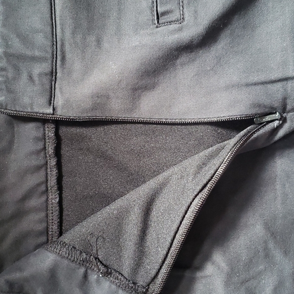 Adidas Stretch Black Skort 8 - Picture 7 of 9